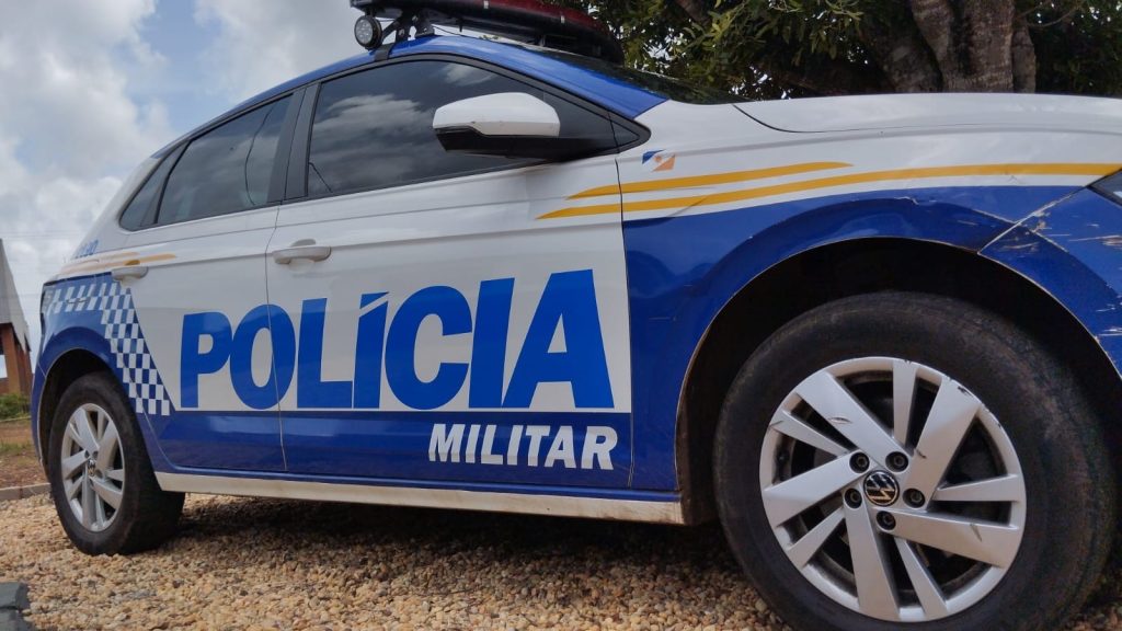 Homem morre e outro fica ferido após tentarem fugir e entrarem e confronto com policiais em Gurupi, diz PM