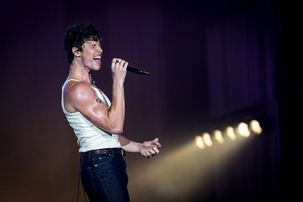 Shawn Mendes está produzindo seu novo álbum no Brasil: ‘Muitas ideias na cabeça e no coração’
